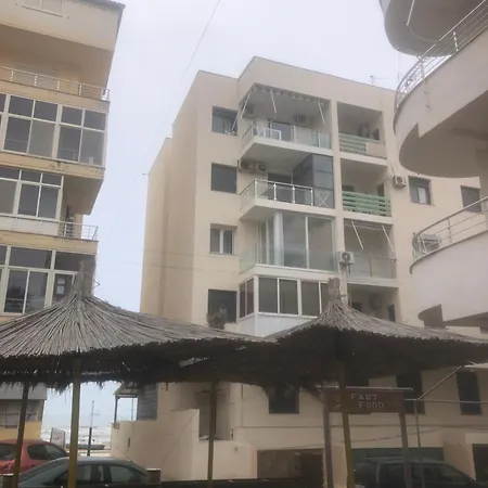 Sandy Durrës